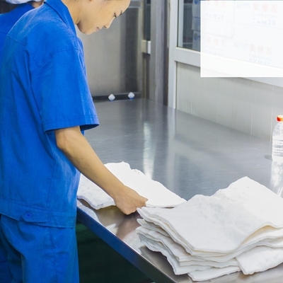 Precomposto Fluoroelastomero Materiale di gomma FKM resistente al calore OEM ODM